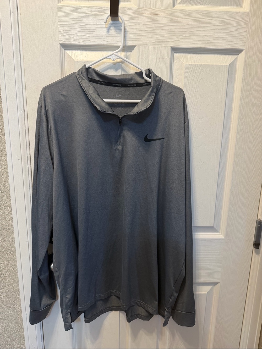 Nike Pro Heather Gray Athletic Top with White Swoosh